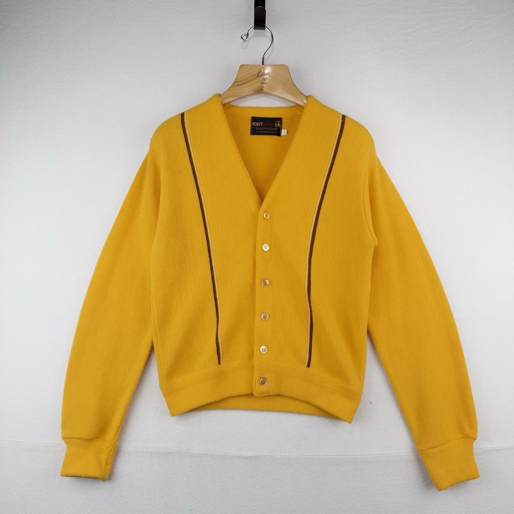 60's Vtg Fruit Of The Loom Gold Cardigan 100% Orlon Acrylic Made in Usa